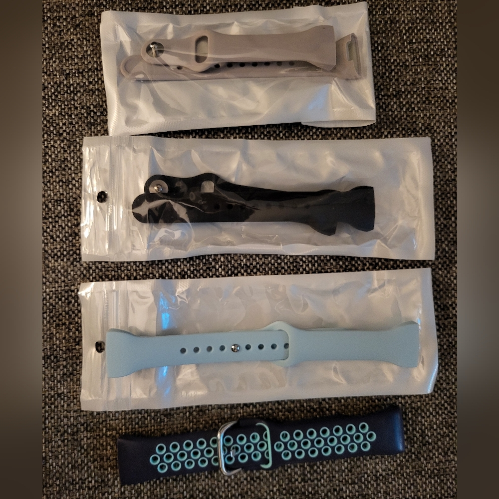Fit bands- lot of 4